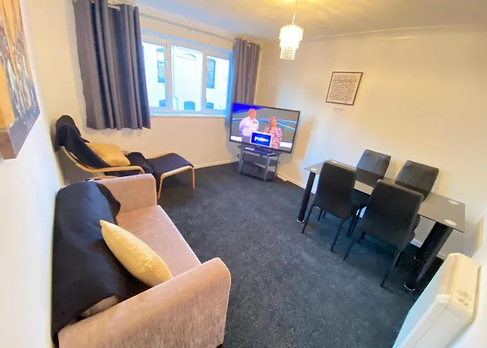 2 Bedroom Modern Apartment
